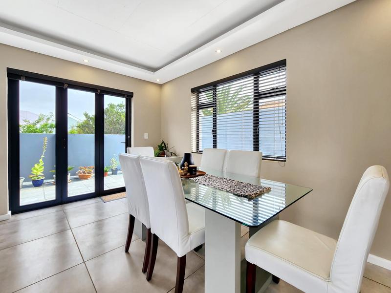2 Bedroom Property for Sale in Salt River Western Cape